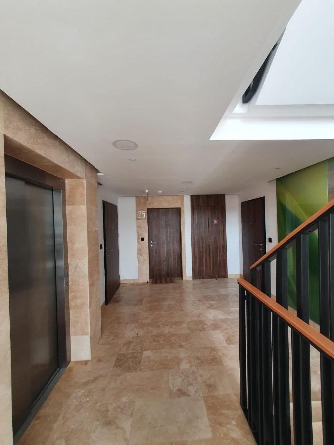 Leomare Apartment Miedzywodzie Bagian luar foto